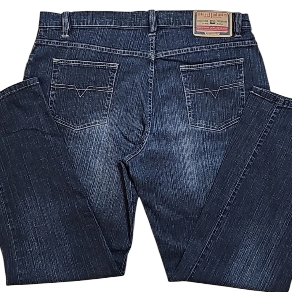 Diesel Industry Denim Division Jeans. Men's Size: Waist 40x32 Inseam.